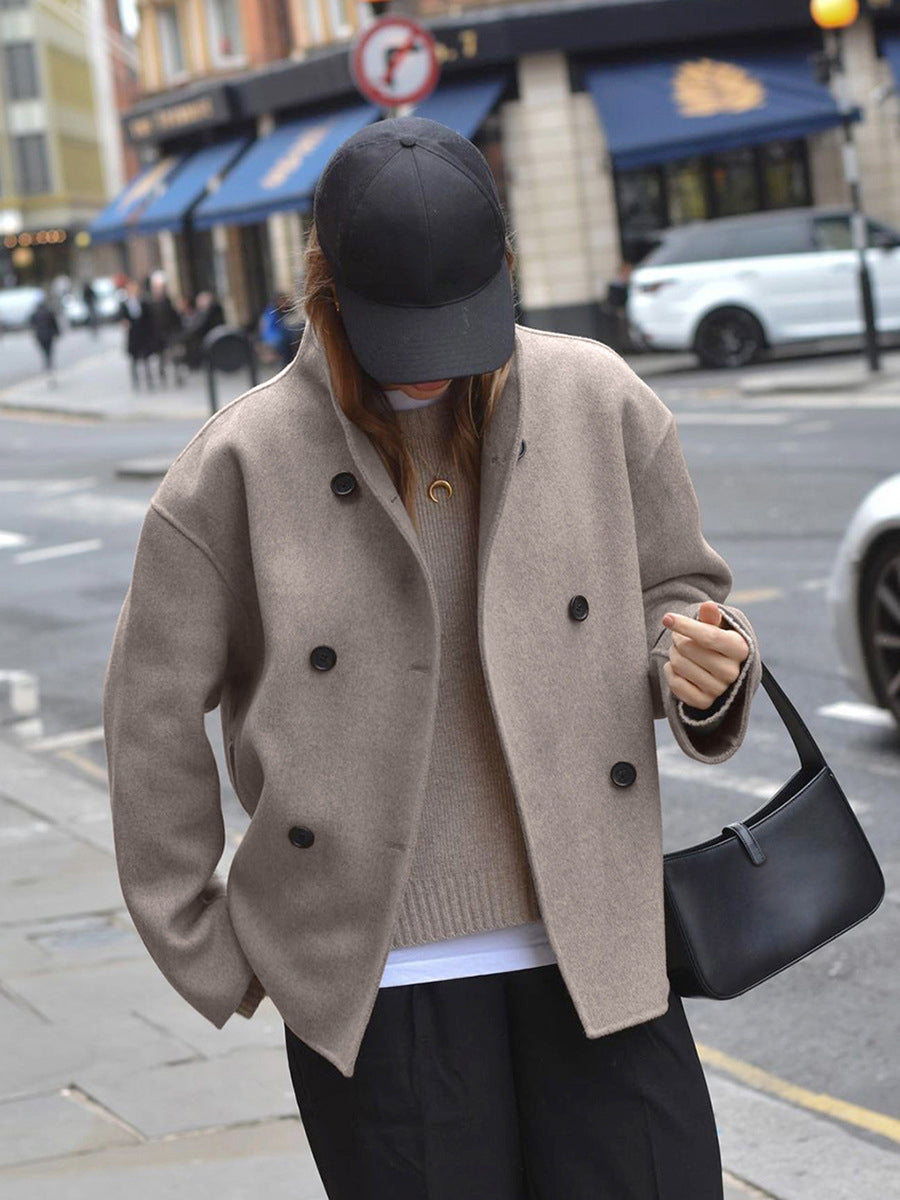 Trendige, weitgefasste Jacke mit Knopfverschluss für Damen