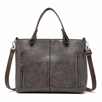 Elegante Damen Handtasche mit Trageketten